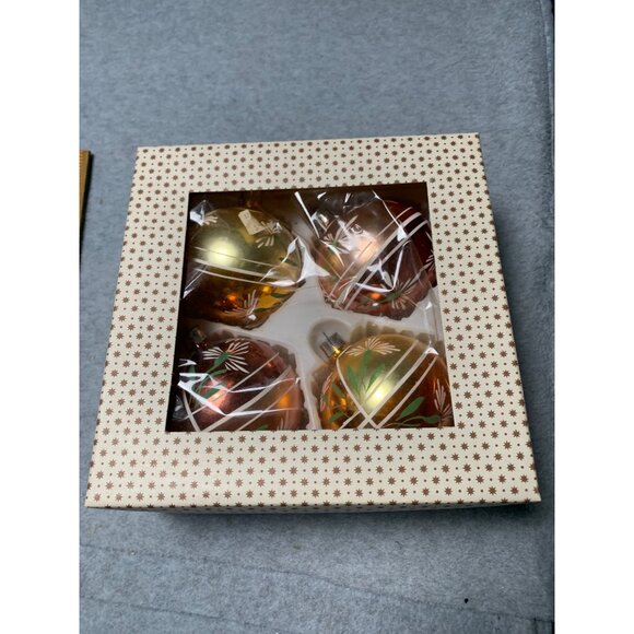 Vintage Poland Hand-Painted Glass Christmas Ornaments Set of 4 Original Box - Picture 8 of 9